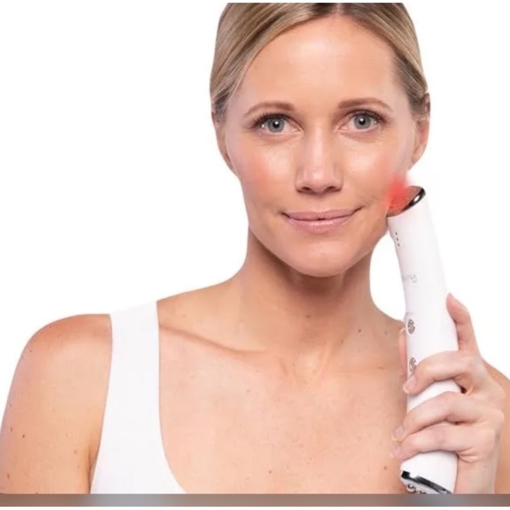 Lumina NRG Facial Toning Therapy Women OS White Excellent EMS LED Anti-Aging